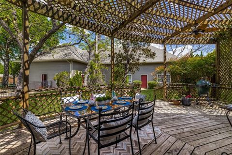 A home in Waxahachie