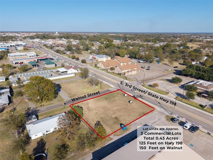 Discover this prime commercial lot for sale in fast growing Mabank, Texas. 

Located on the corner of S. 3rd Street and Walnut with approximately 125 feet of road frontage on a major state highway that sees close to 30,000 vehicles per day according to TxDOT. 

High visibility and heavy traffic make this an ideal location for a new business, investment property, or future commercial development. Utilities are available at the road, giving you quick access to water, sewer, and electric services. The land sits inside an Opportunity Zone, offering potential tax benefits for qualified investors and adding tremendous long term value for anyone looking to build or hold commercial real estate in the Cedar Creek Lake area. Surrounded by thriving nearby communities including Gun Barrel City, Kaufman, and Athens, this site benefits from a strong customer base and consistent growth. Mabank is known for its pro business environment, making the development process straightforward for retail, restaurant, fast food, salon, office, medical or your next business venture. This commercial property is perfectly positioned for developers, franchise owners, and investors seeking a high traffic location with excellent exposure and future growth potential. Its central location provides convenient access to nearby schools, restaurants, established businesses, and major routes, making it easily accessible for customers and deliveries. Whether you’re planning immediate construction or securing a strategic investment for the years ahead, this site offers the space, access, and visibility your business needs to succeed. Buyer to verify zoning and permitted uses.
