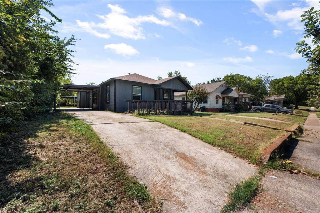 1038 E Maddox Avenue