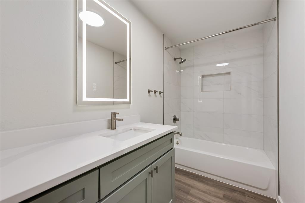 Mitchell R A Add - Residential Lease