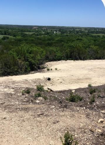 406 Bluff View Court