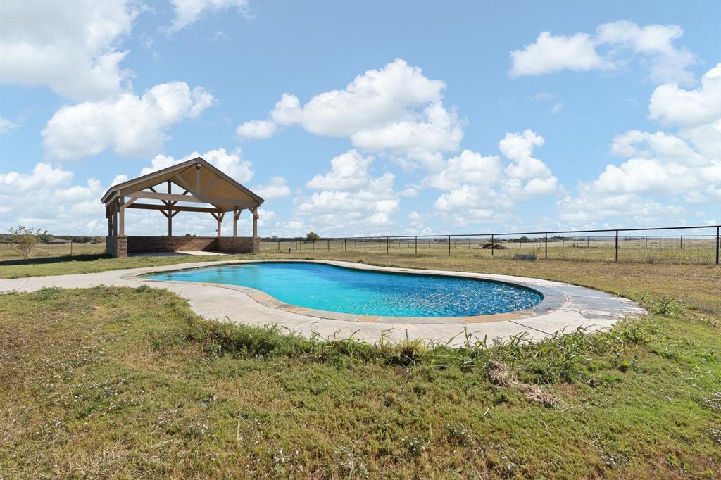 C MANOR - Residential