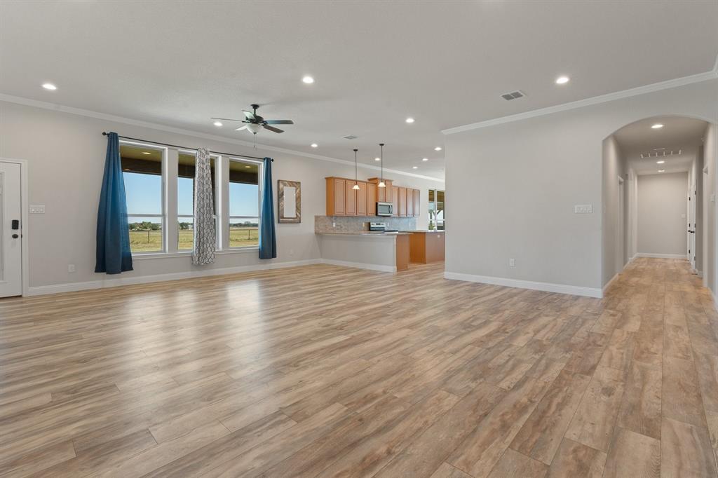 C MANOR - Residential