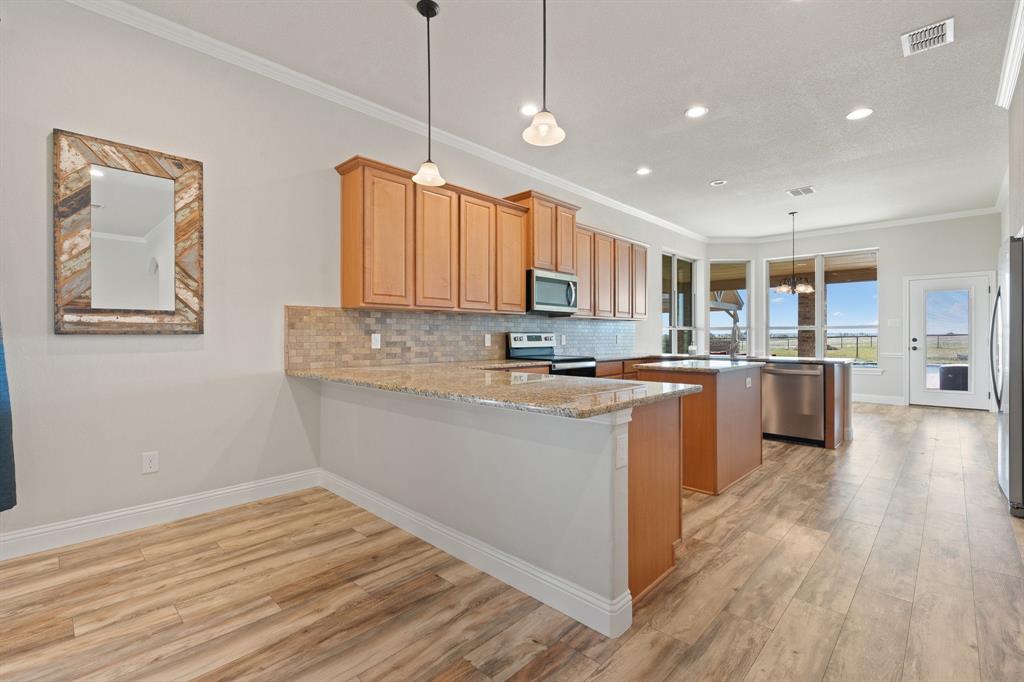 C MANOR - Residential