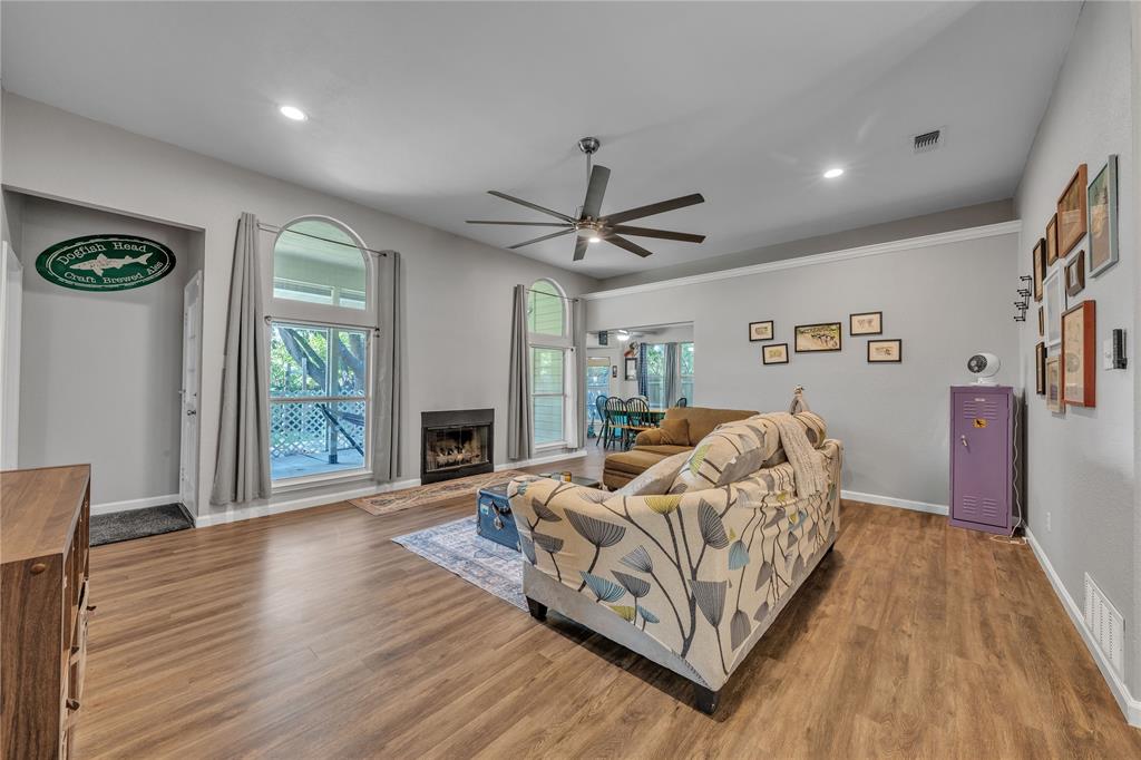 7937 Hunters Glen Drive