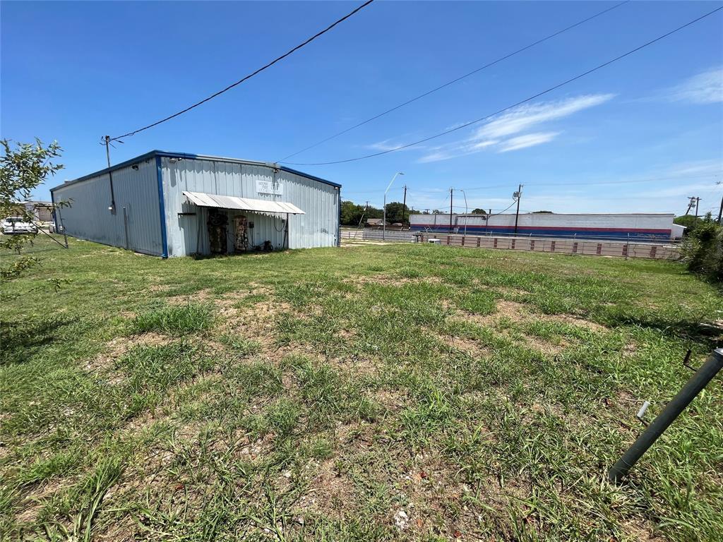 522 W Walnut Circle