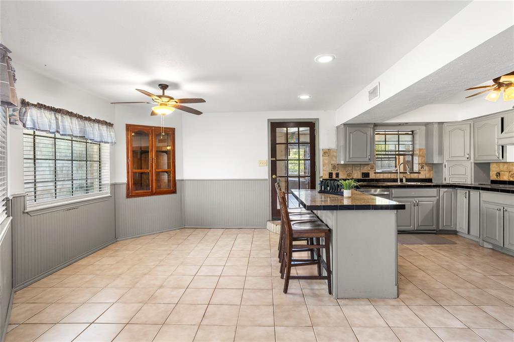 320 Lakewood Drive