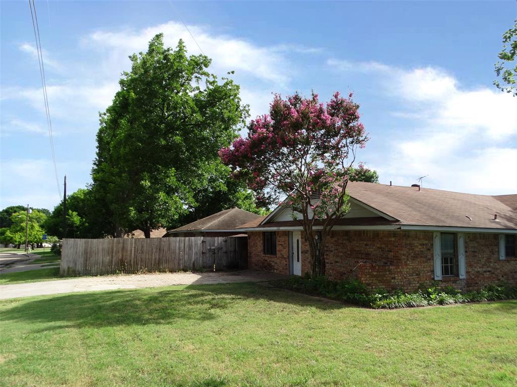1302 Plateau Drive
