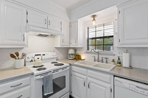 Tiny photo for 1101 N Waddill Street, McKinney, TX 75069 (MLS # 21396760)