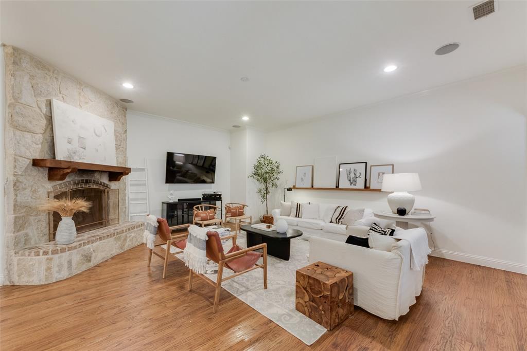 4017 Westmont Court