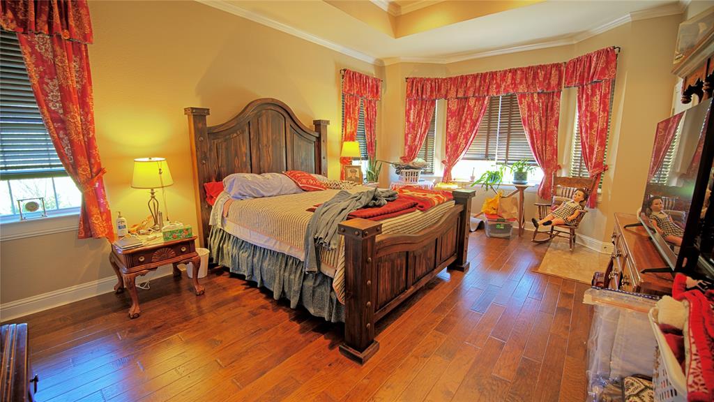 Robert Laws - Residential