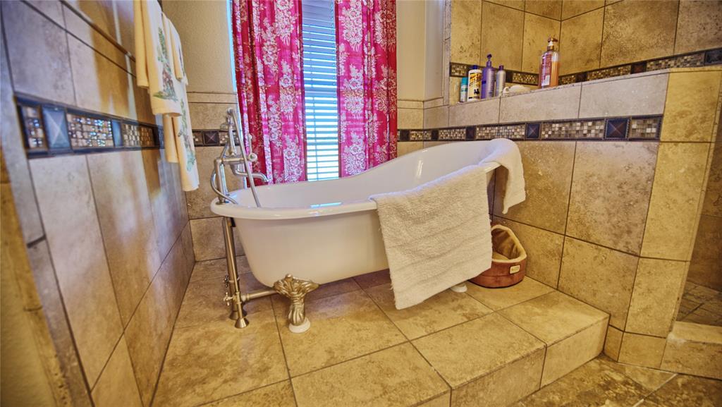 Robert Laws - Residential