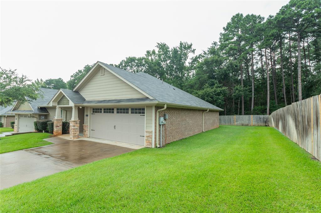 421 W Cumberland Rd #1502