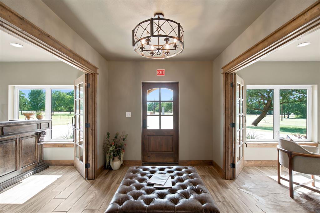 4711 S Highway 281