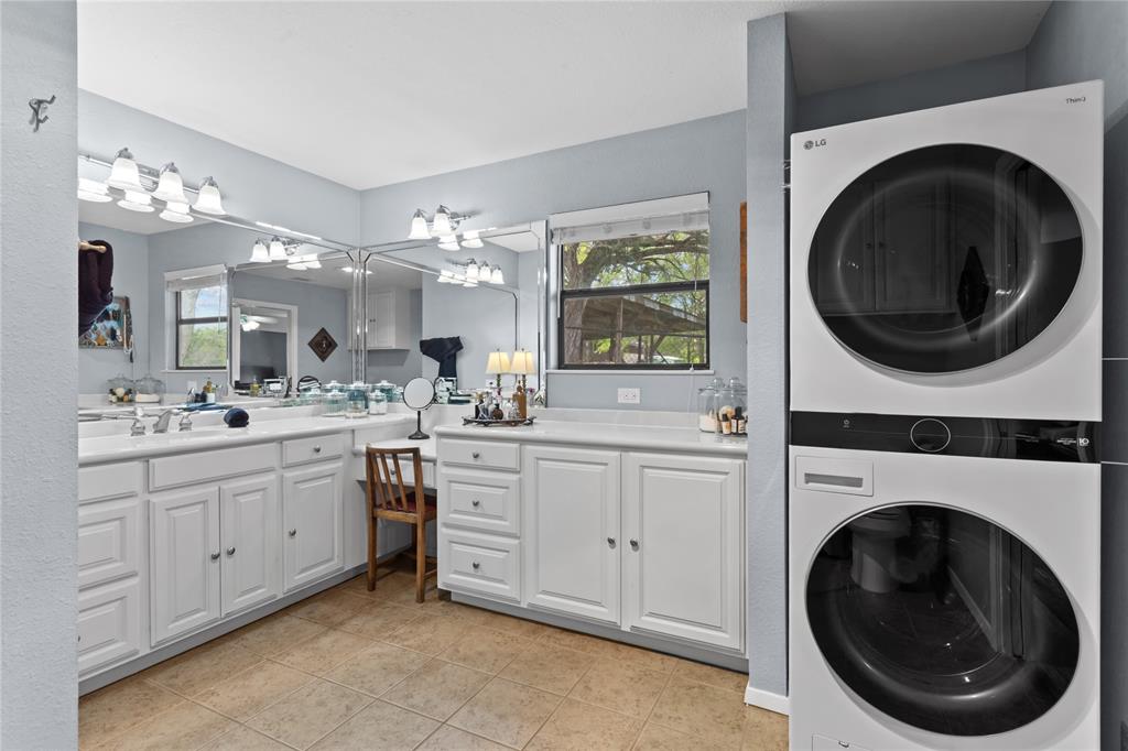 Glenshores - Residential