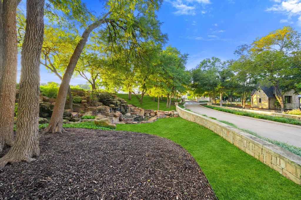 Estates of Twin Creeks - Residential