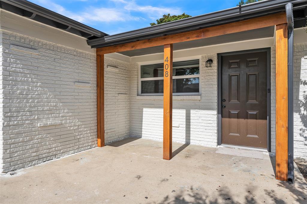 408 Simmons Drive