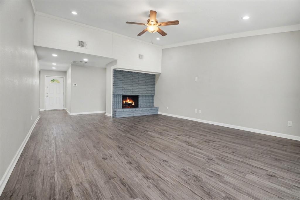 Woodlake 2 - Residential