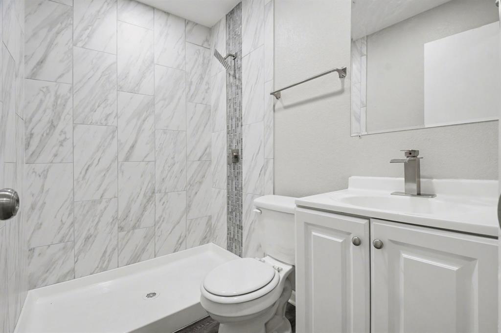 Woodlake 2 - Residential