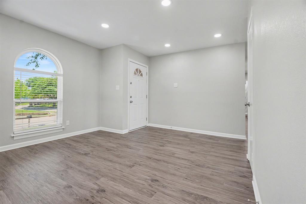 Woodlake 2 - Residential