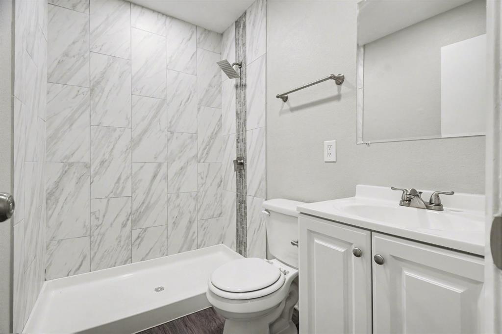 Woodlake 2 - Residential