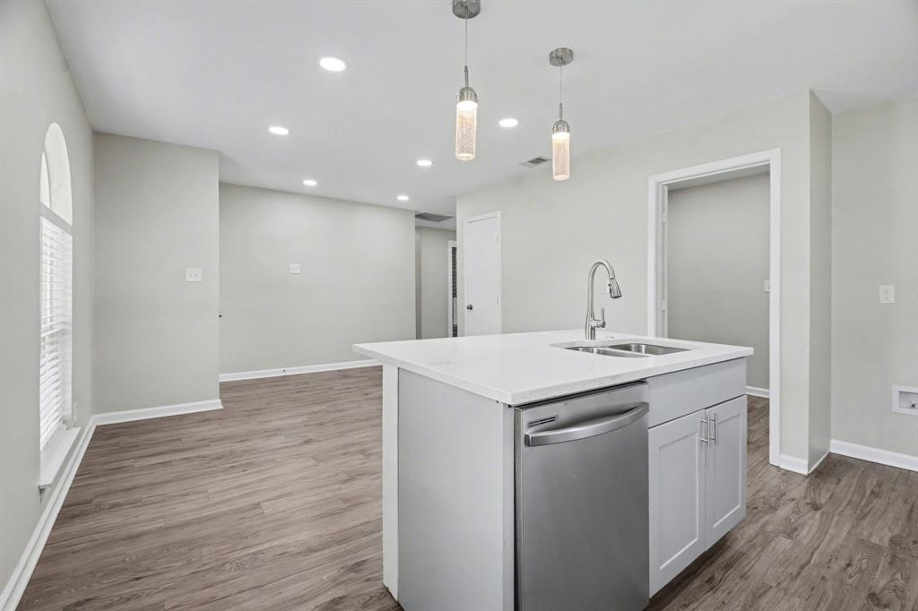 Woodlake 2 - Residential