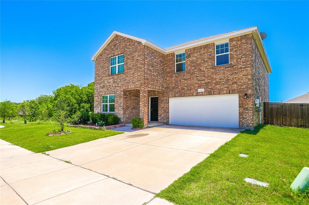 5305 Shady Springs Trail