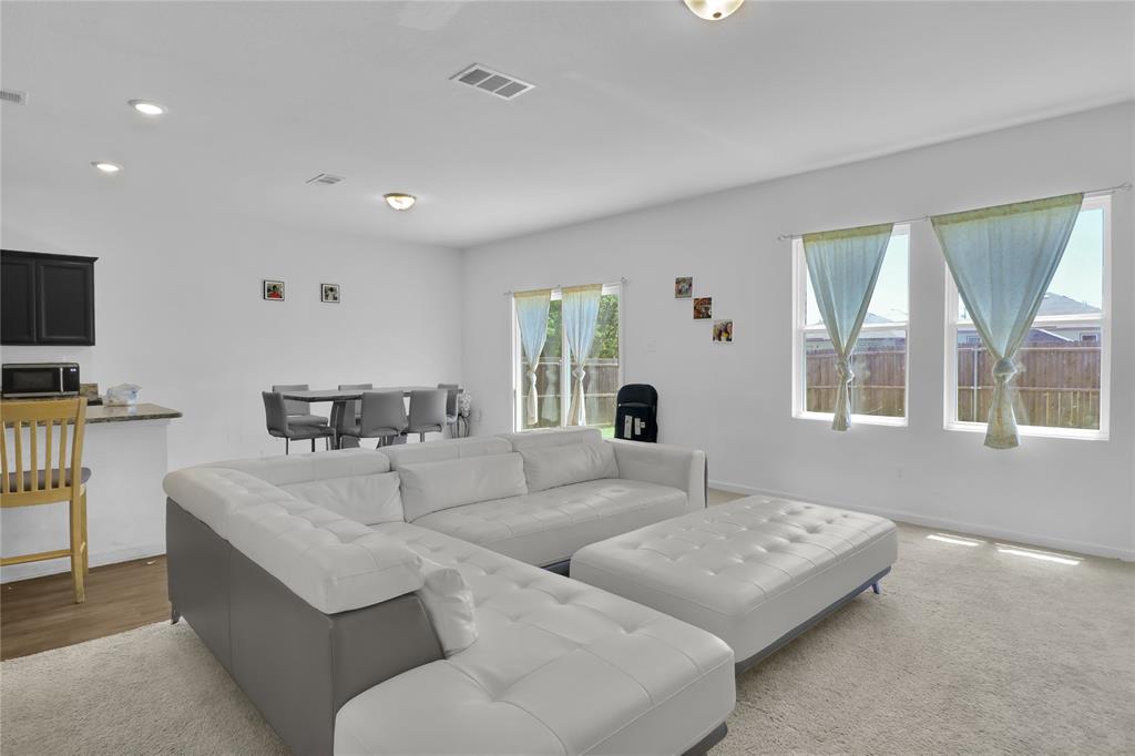 5305 Shady Springs Trail