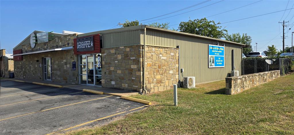 Kings Plaza - Commercial Sale