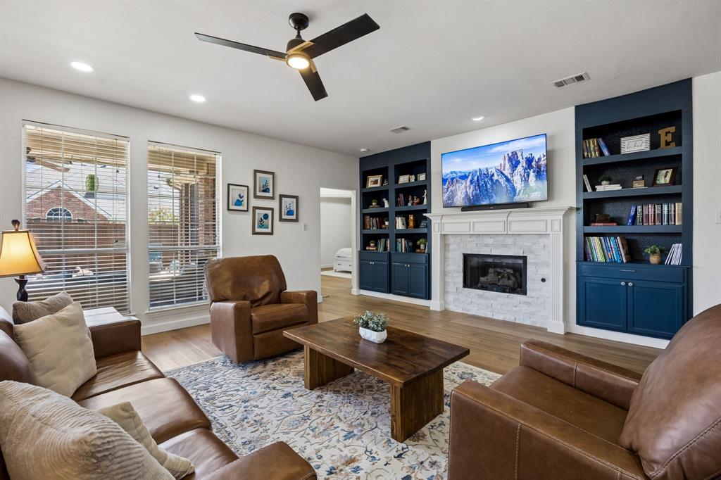 5315 Summit Knoll Trail