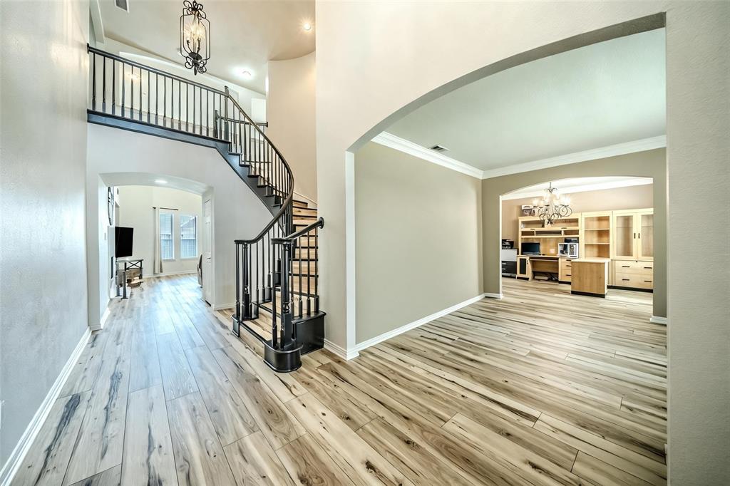 1026 Brentwood Drive