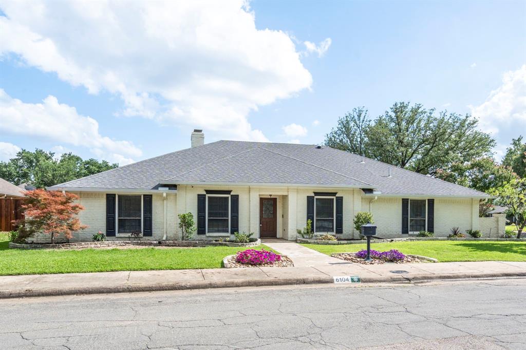 6104 Bluff Point Drive