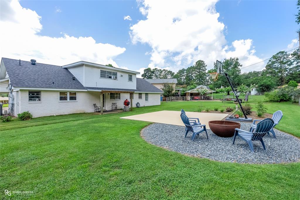 1005 E Todd Circle