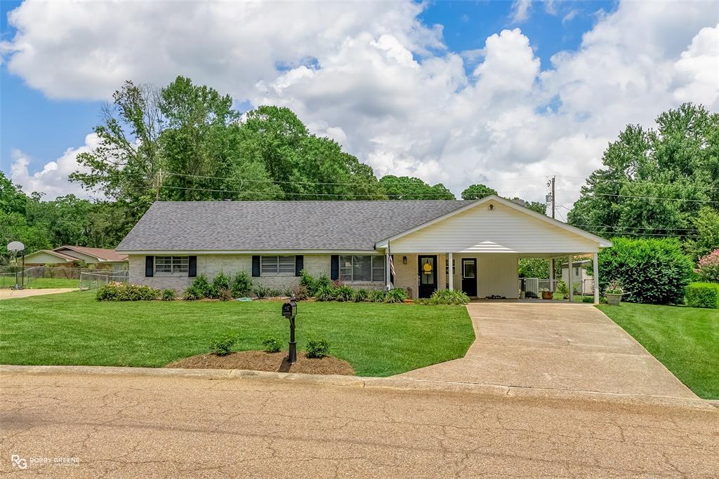 1005 E Todd Circle