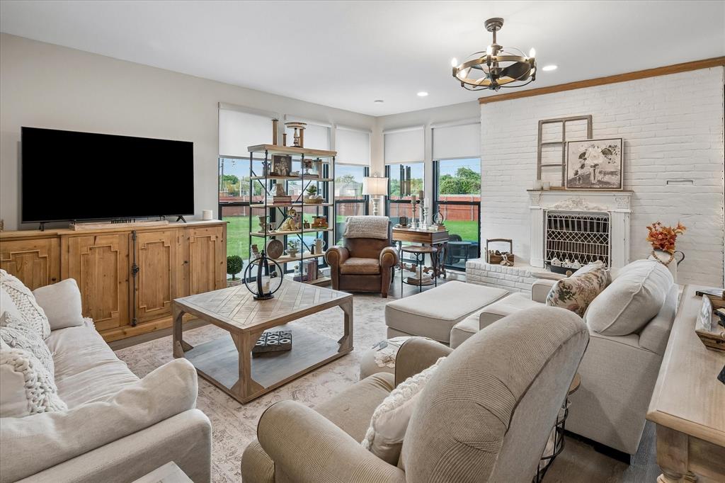 10102 Laingtree Drive