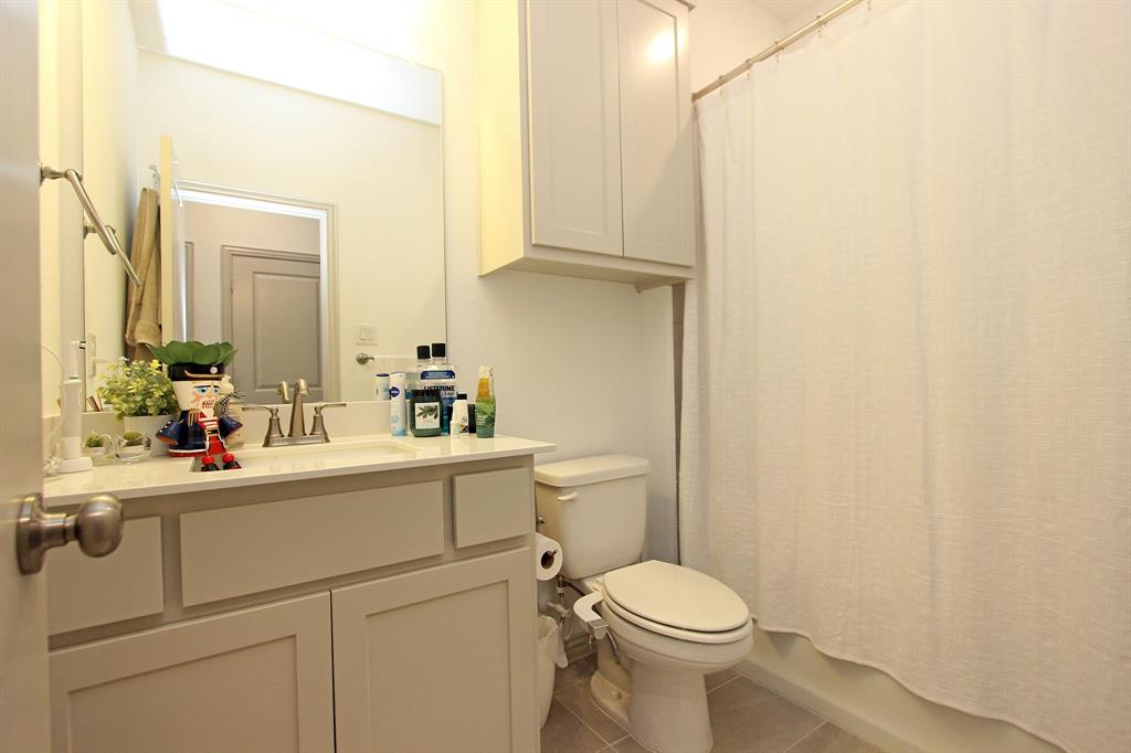 Viridian Village 2c - Residential Lease