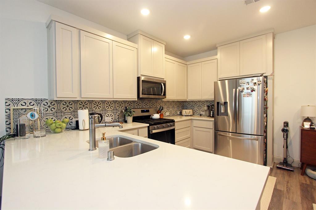 Viridian Village 2c - Residential Lease