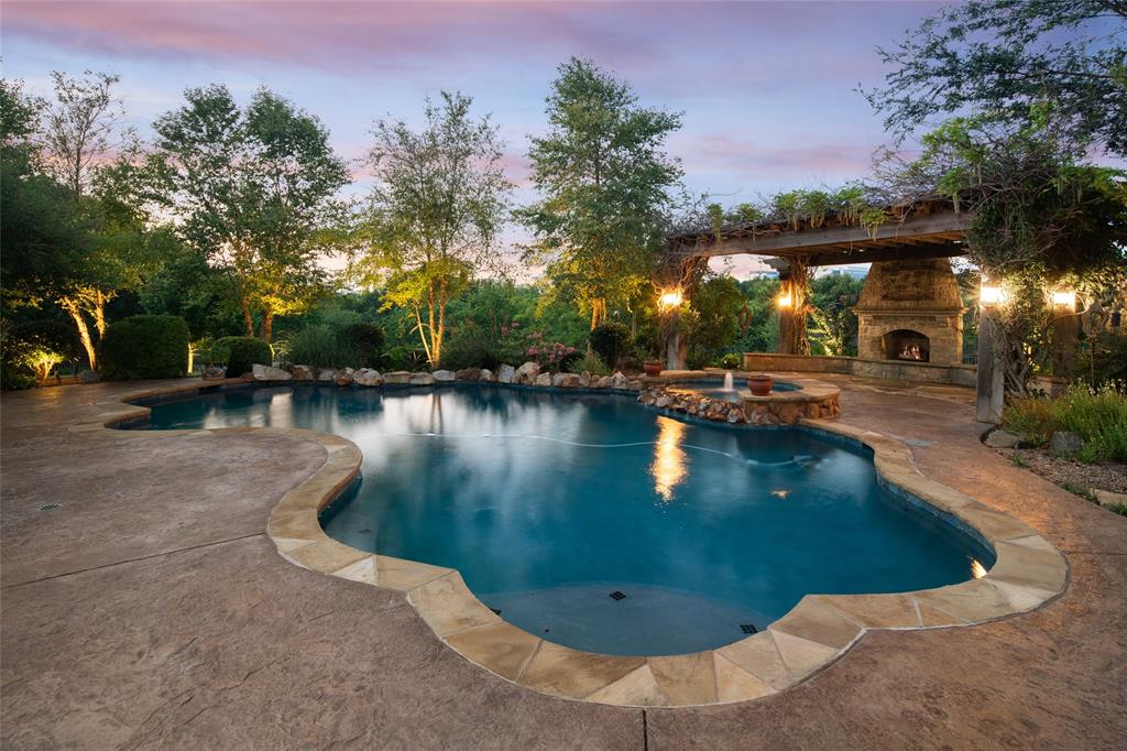 Enclave At Stonebriar Creek Estates Ph One Th - Residential