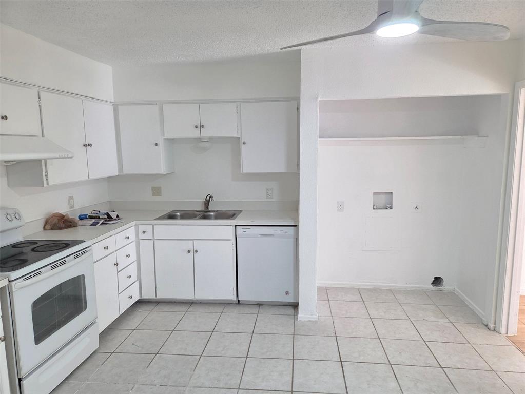 2314 Village North Drive