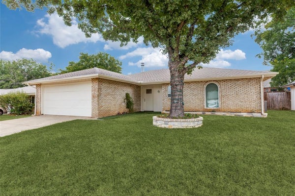 5420 PRINCE DR, LAKE DALLAS, TX 75065 - Image 51f2594716d2d0b1bbc8ca81af7a0239/2387058705