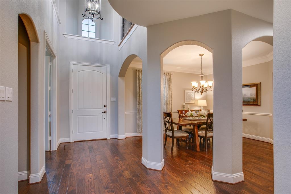 2747 Glory Lane