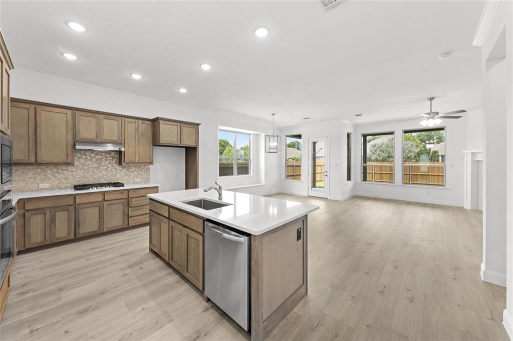 Lakeside South - Residential