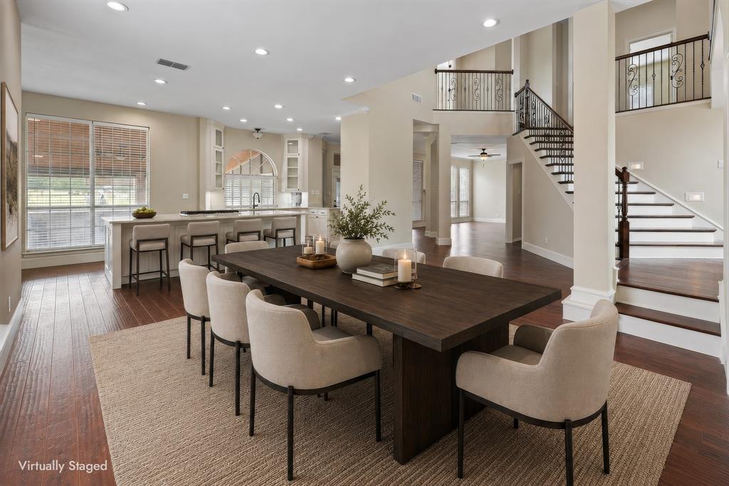 6035 Oak Hollow Drive