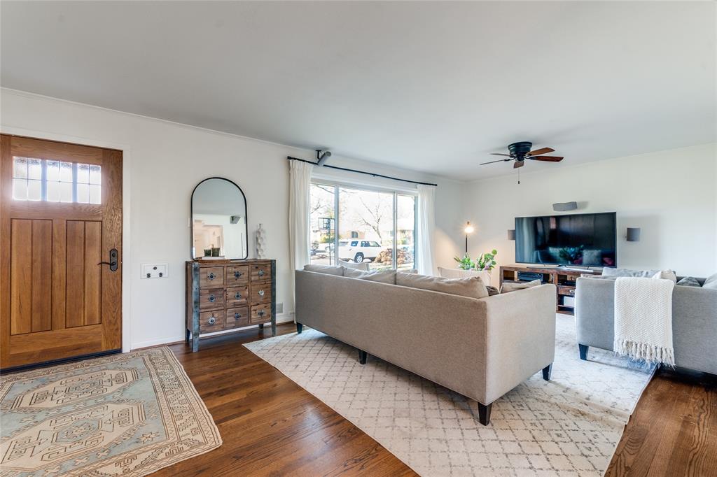 10641 Lake Haven Drive