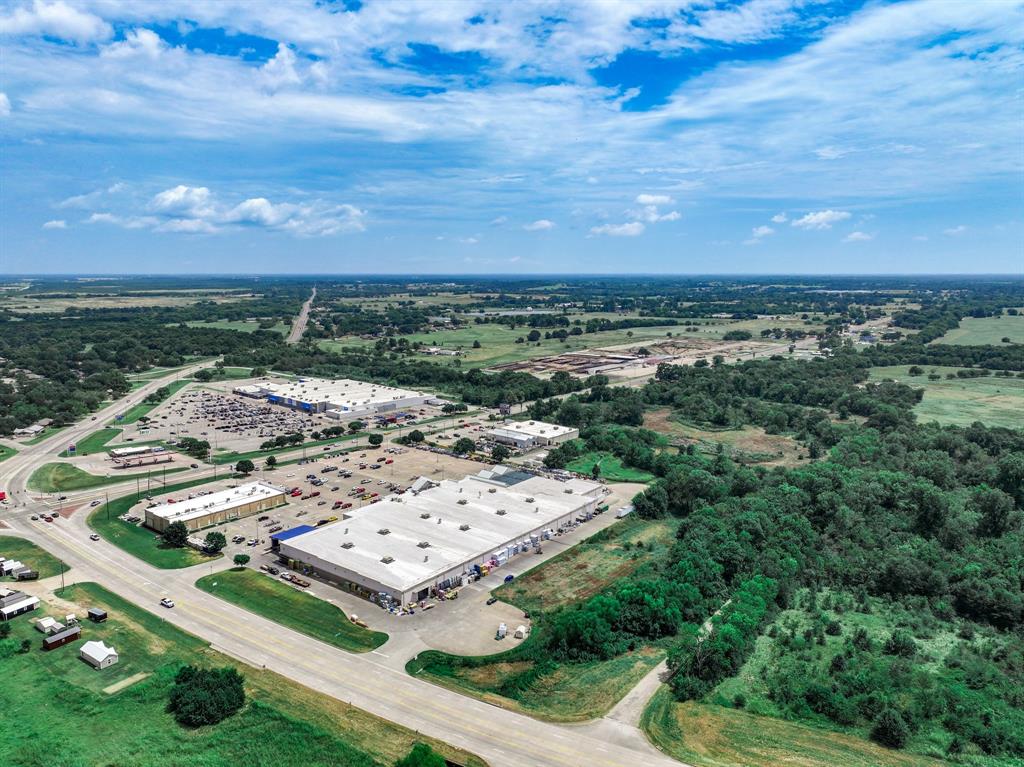 Town - Commercial Sale