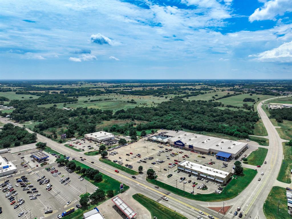 20-Acres S Broadway Street