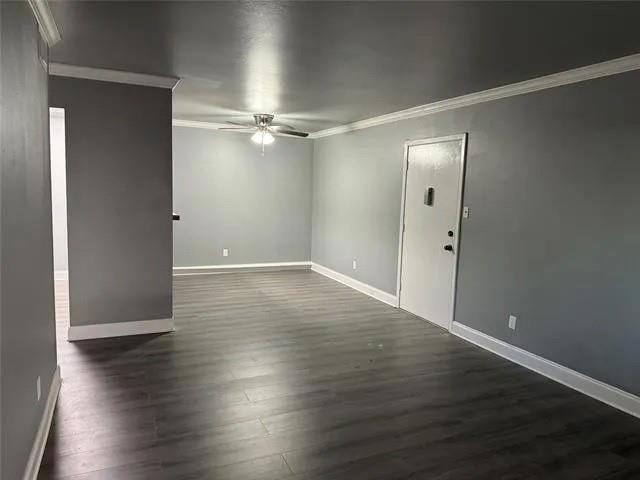 7000 Creswell Road 124