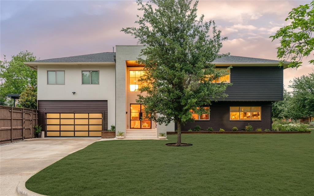 9831 Lakemont Drive
