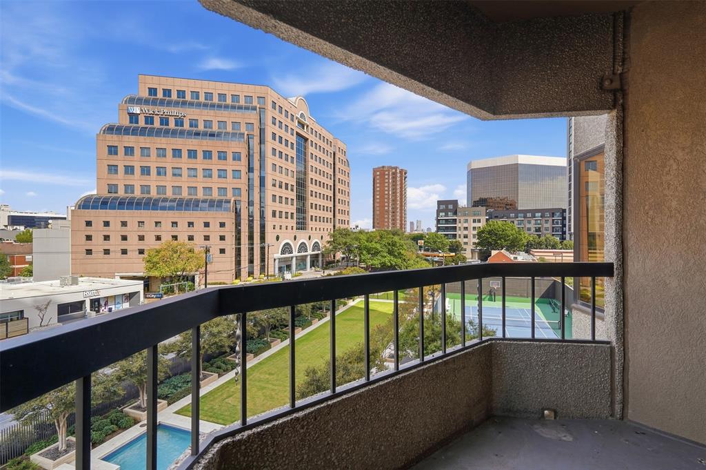 3030 Mckinney Avenue 404