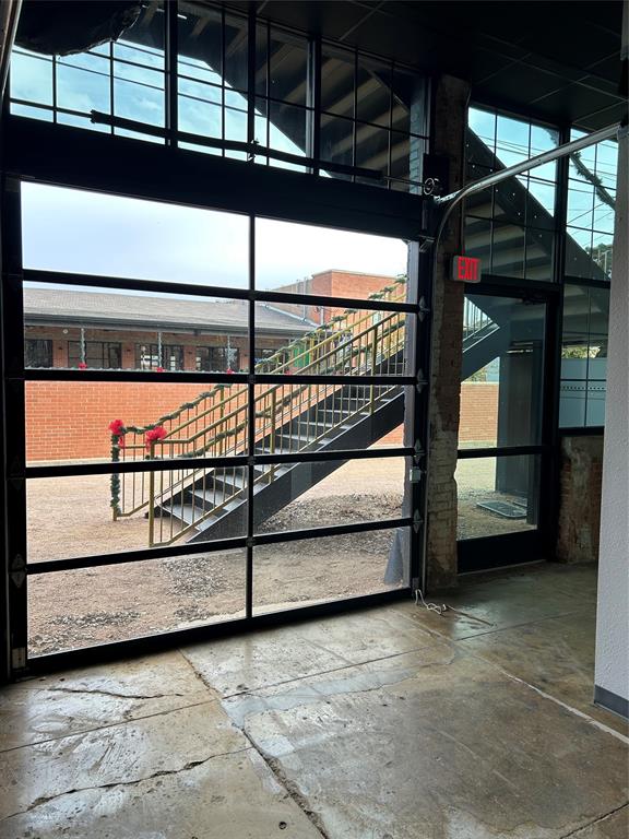 South Downtown - Commercial Lease